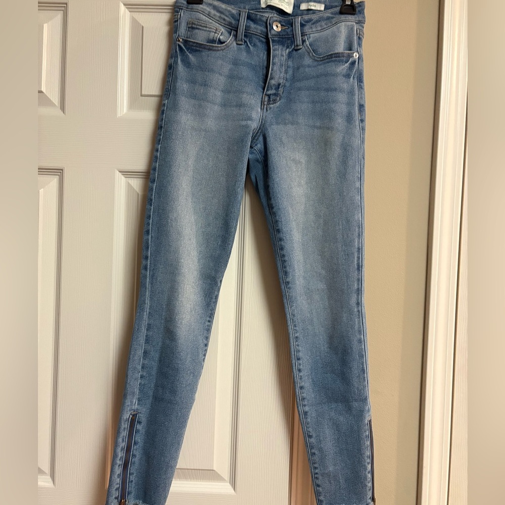 Women's Blue Jeans